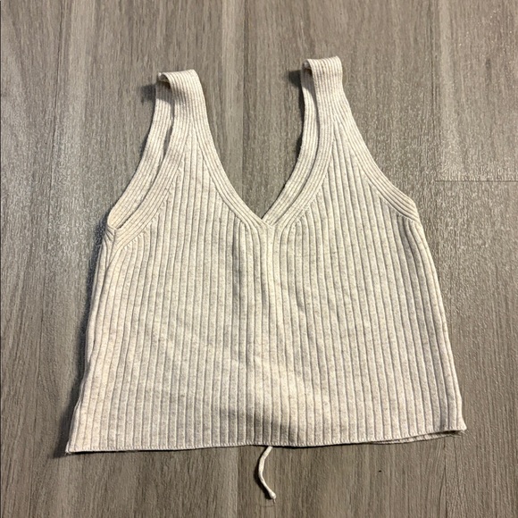 Crop Top - Picture 2 of 2